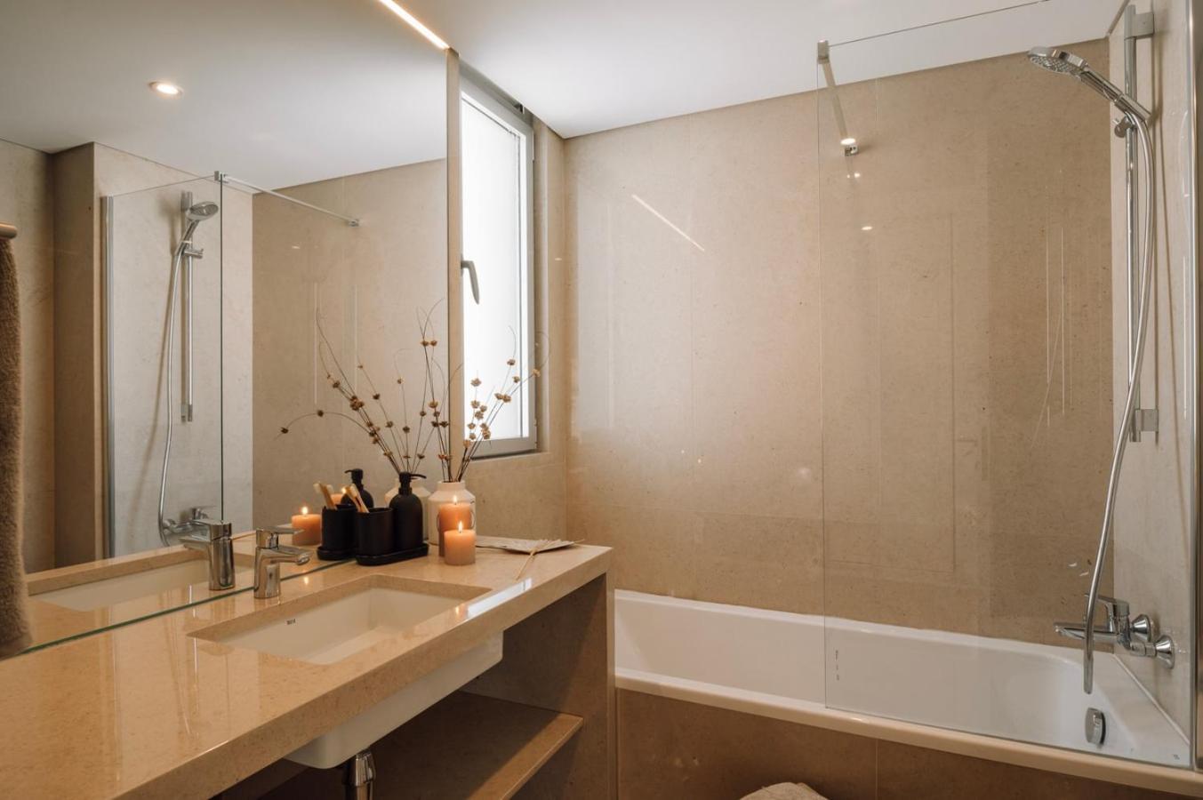 Lejlighed Marzano - 2 Bedrooms And Terrace In Alvalade *