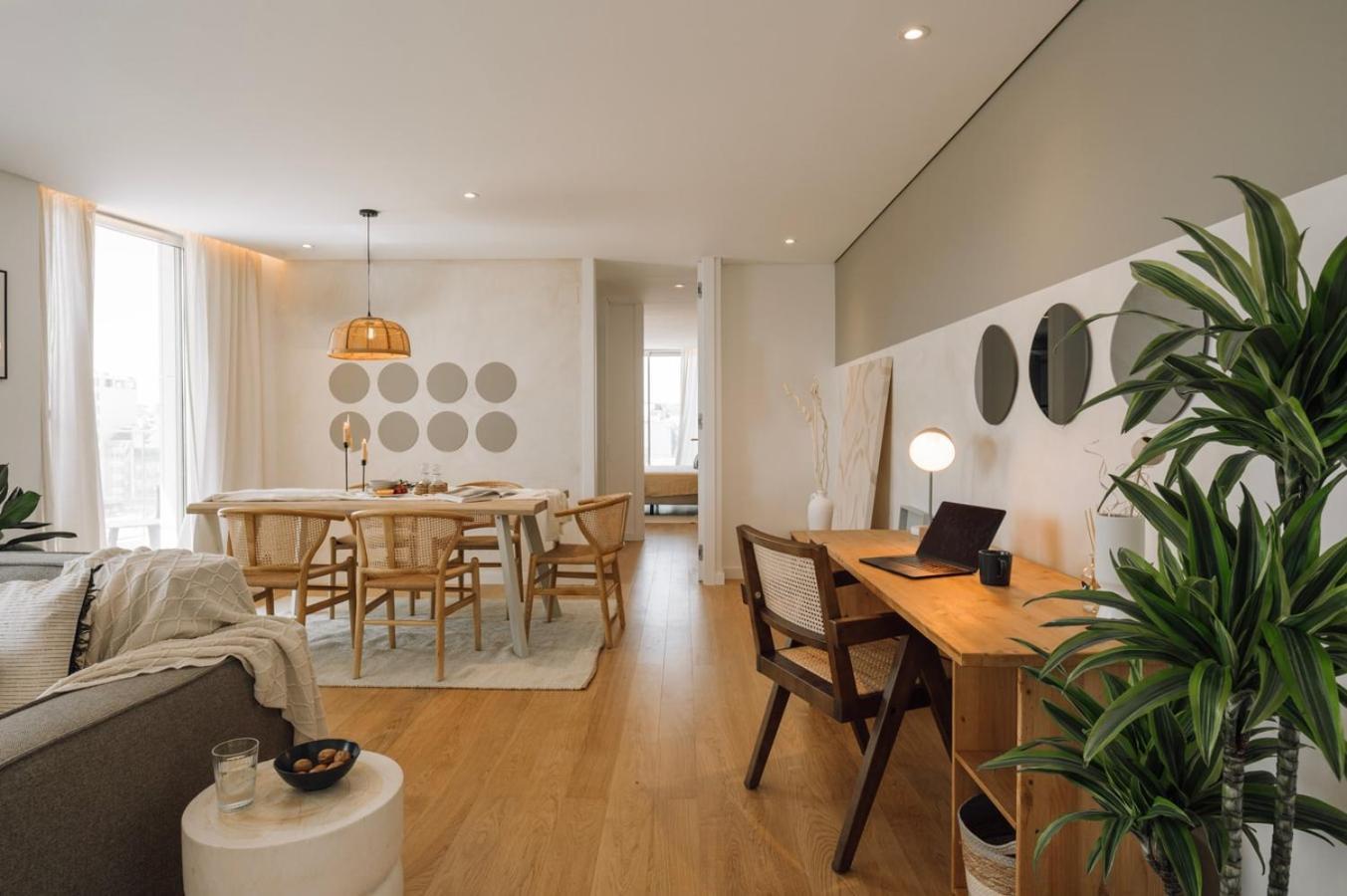 Marzano - 2 Bedrooms And Terrace In Alvalade Lisboa