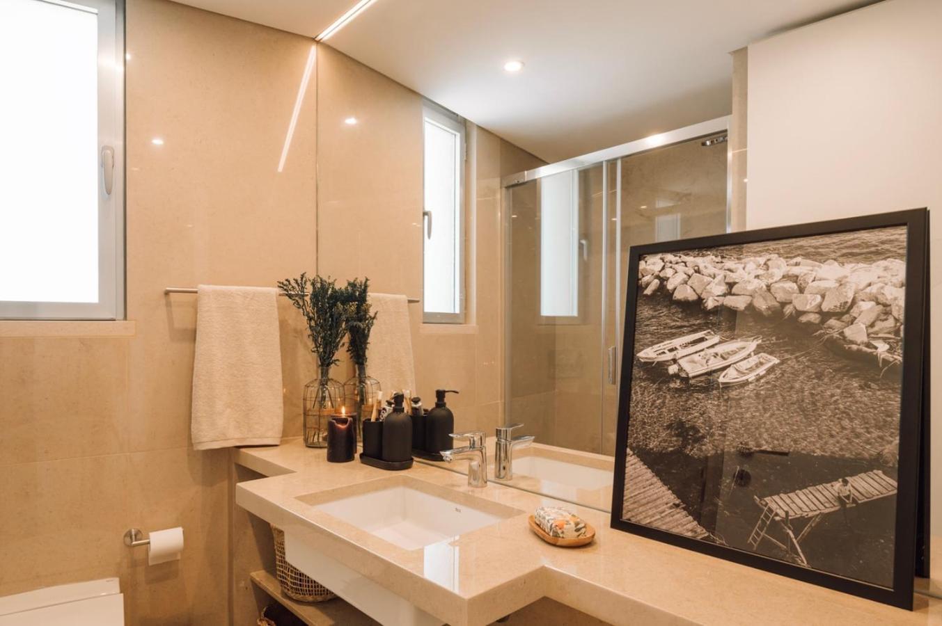 Marzano - 2 Bedrooms And Terrace In Alvalade