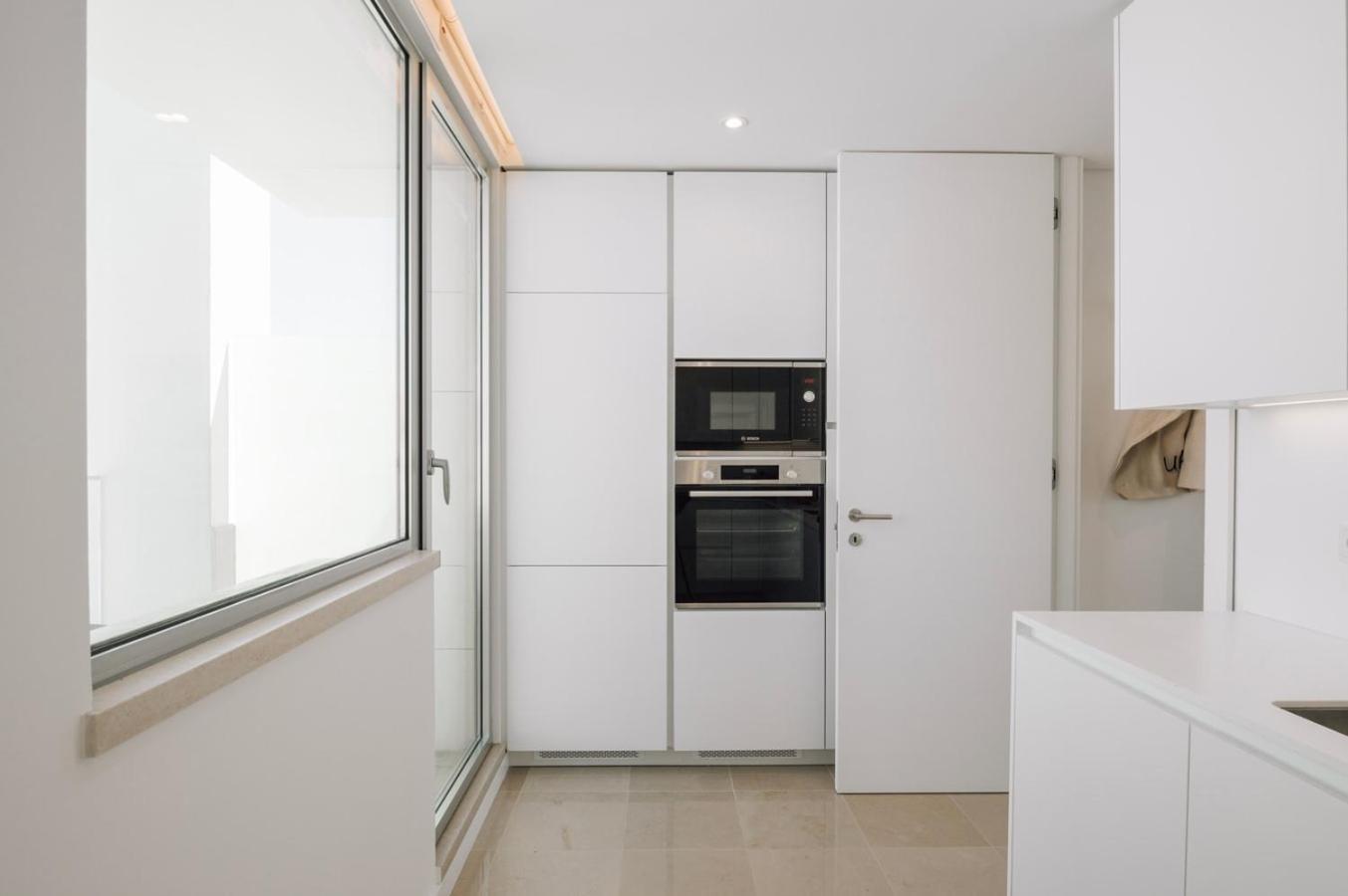Marzano - 2 Bedrooms And Terrace In Alvalade Lejlighed